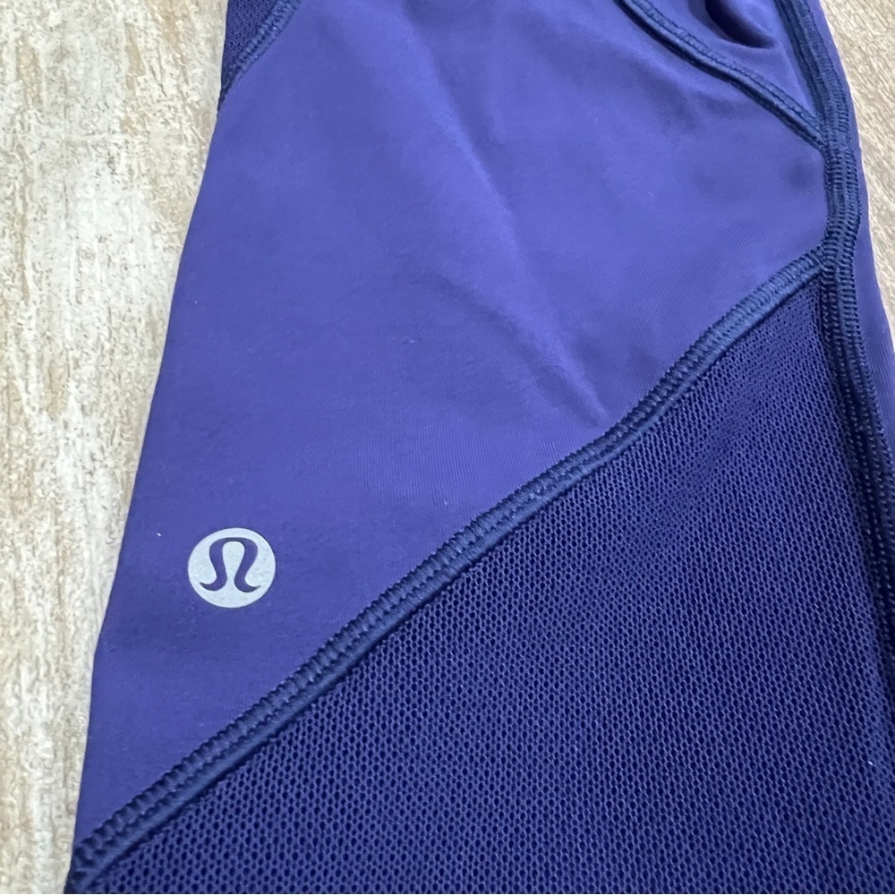 Lululemon Athletica | Mesh Capri Leggings Size 6 With Pockets - Picture 7 of 8